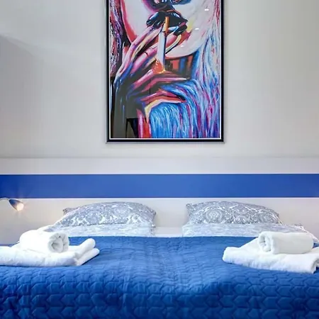 Apartments Best Apartment *